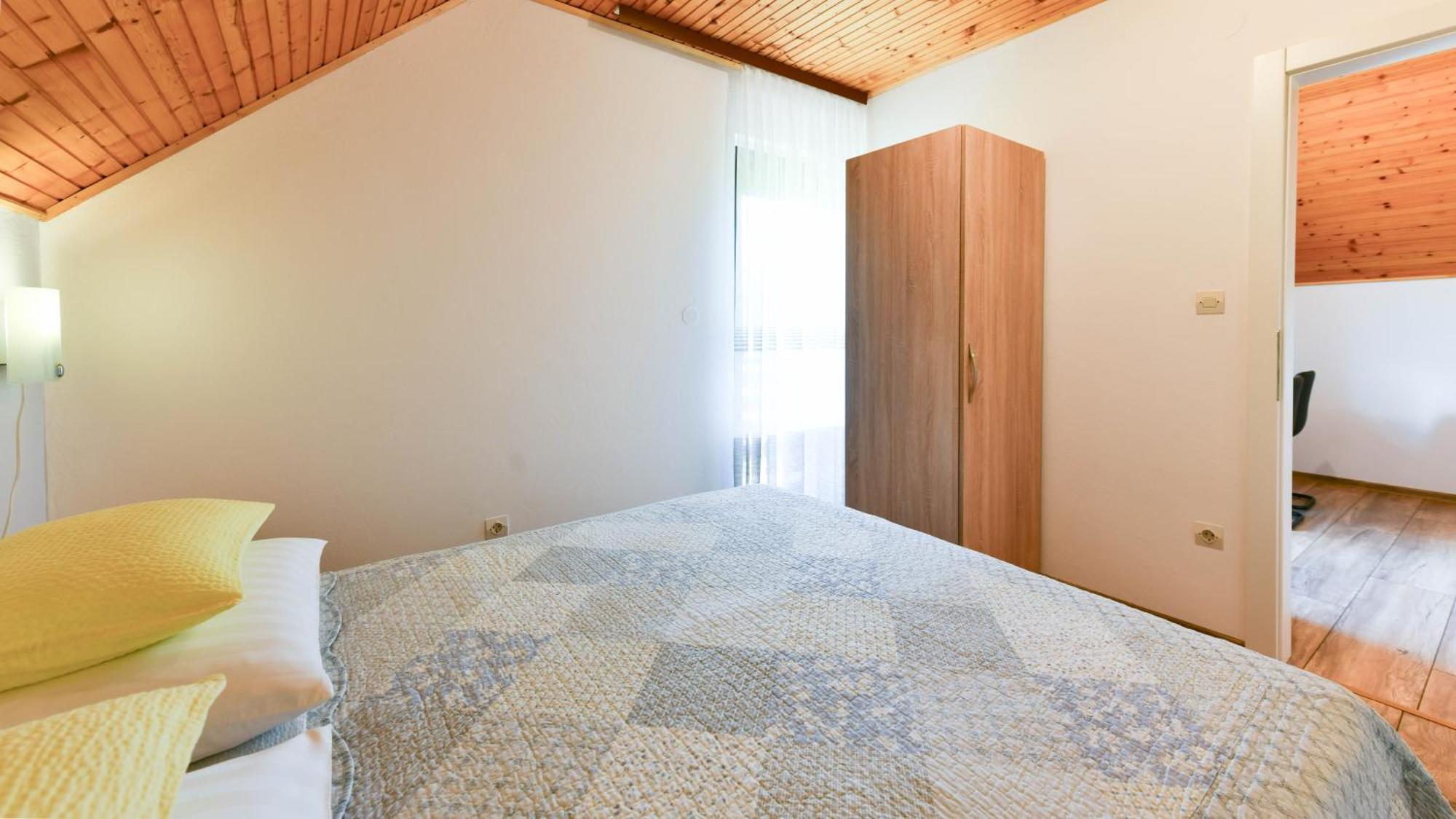 Apartment & Rooms Luketic Rastovača Eksteriør billede
