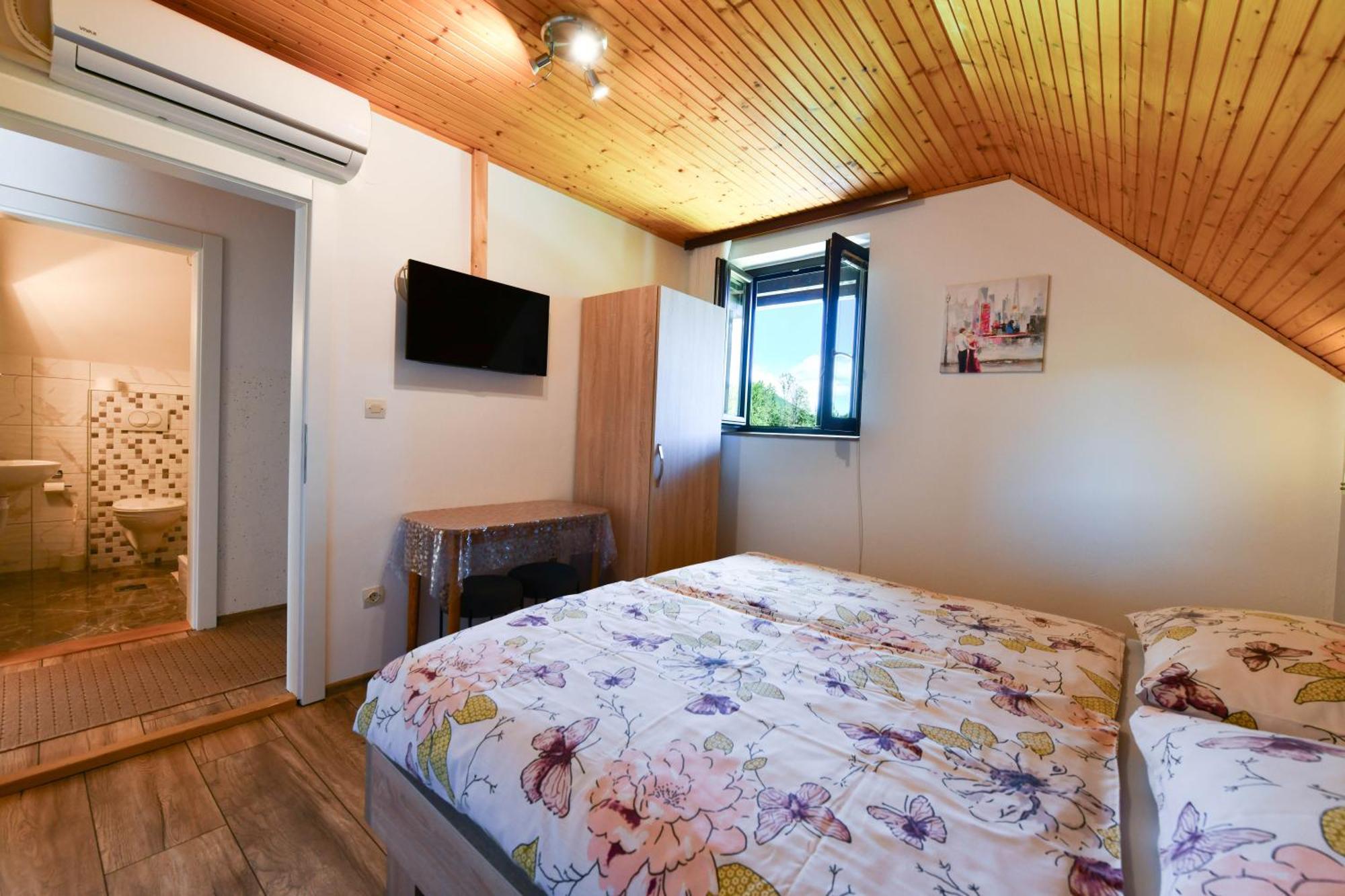 Apartment & Rooms Luketic Rastovača Eksteriør billede