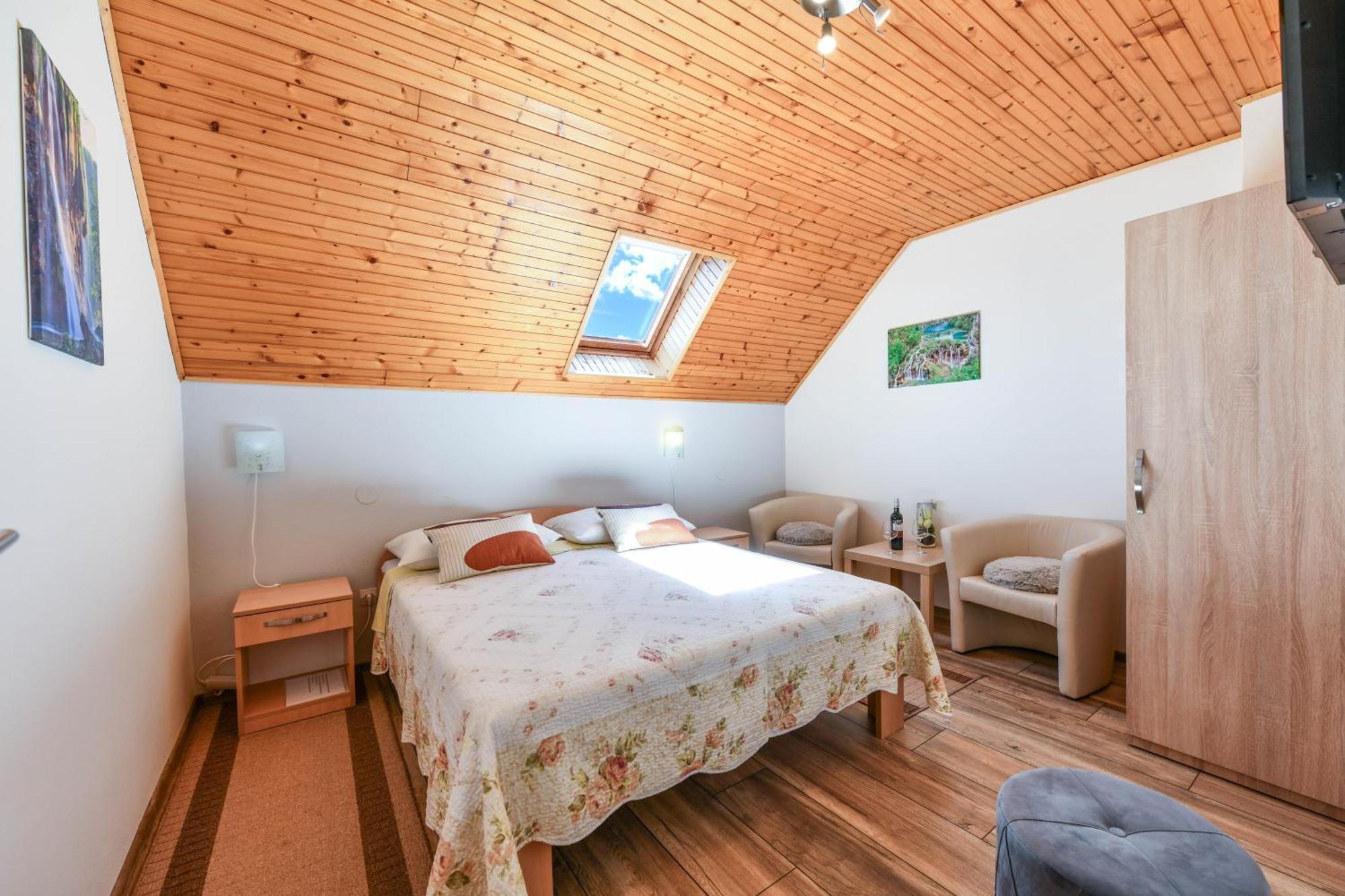 Apartment & Rooms Luketic Rastovača Eksteriør billede