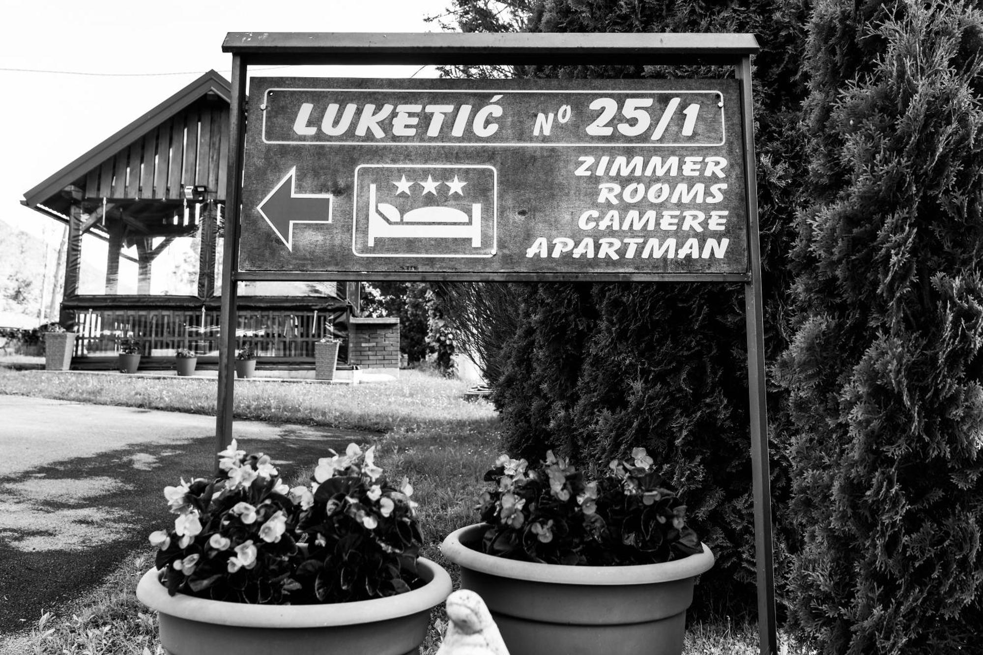 Apartment & Rooms Luketic Rastovača Eksteriør billede